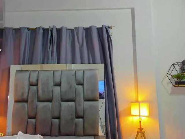 Freechat milfhorny69 on BongaCams