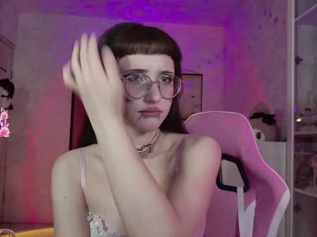 MiraJade on BongaCams