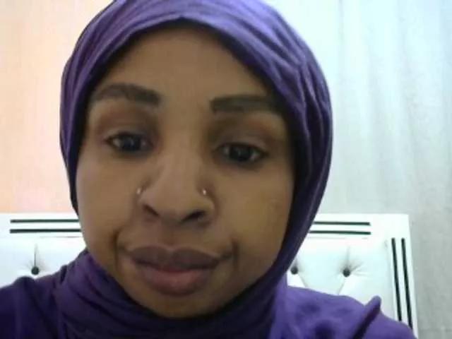 Offline misskatrinah002 on BongaCams