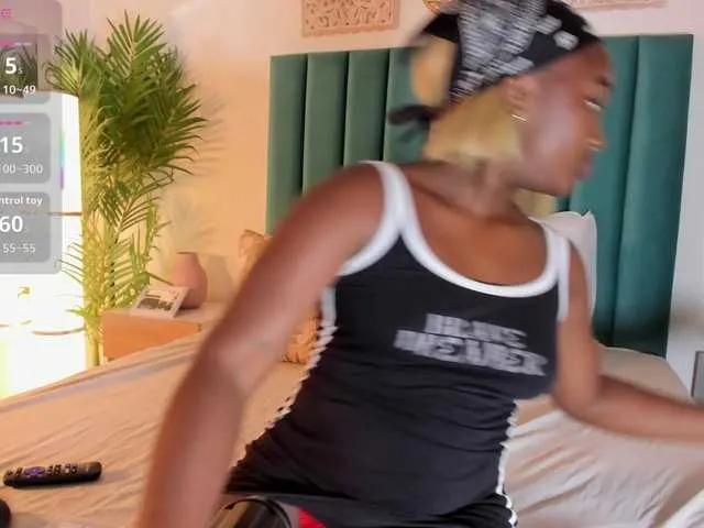 Freechat MissMahalaa on BongaCams