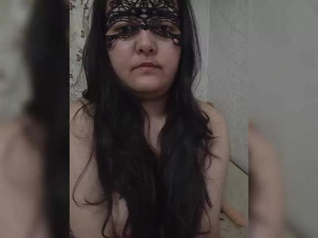 Molly-Janette on BongaCams