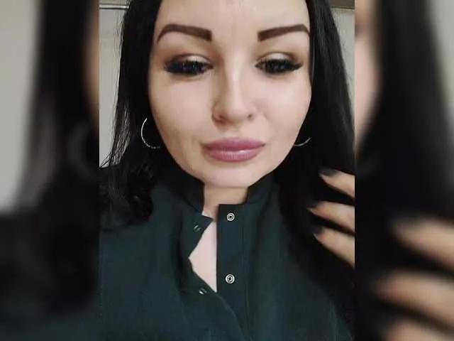 Monica- on BongaCams
