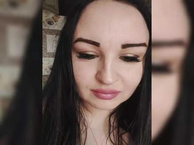 Monica- on BongaCams