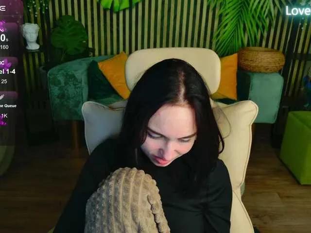 Offline MonikaCarter on BongaCams