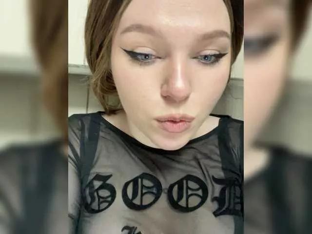 Monna-Krrrista on BongaCams