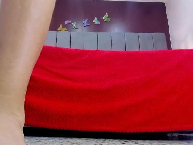 Offline moxa-hot on BongaCams