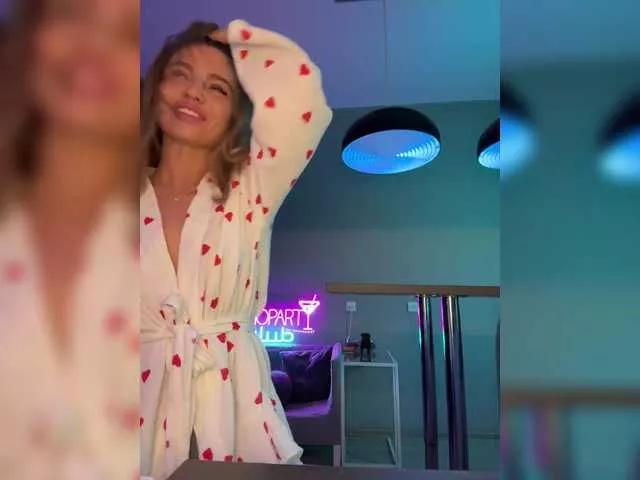 Freechat Nataliecroys on BongaCams