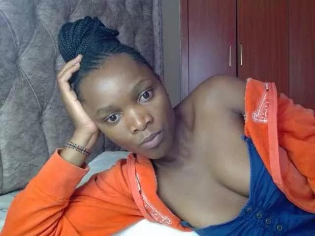 Freechat Naughty-Girl17 on BongaCams