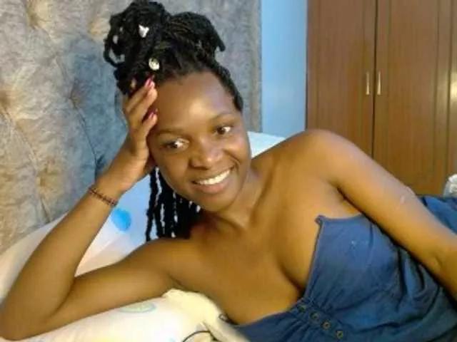 Freechat Naughty-Girl17 on BongaCams