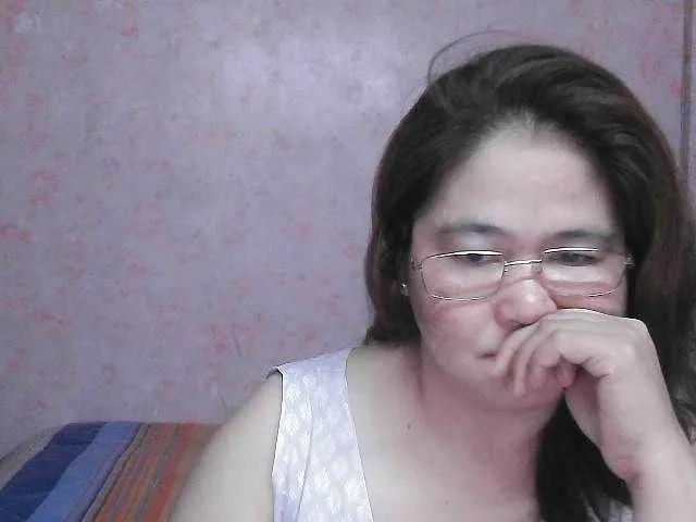 Offline NICEtitspinay on BongaCams