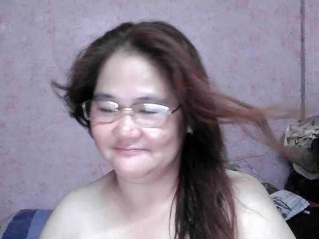 Offline NICEtitspinay on BongaCams