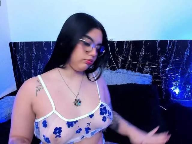 Freechat Nicol-Ruizz on BongaCams