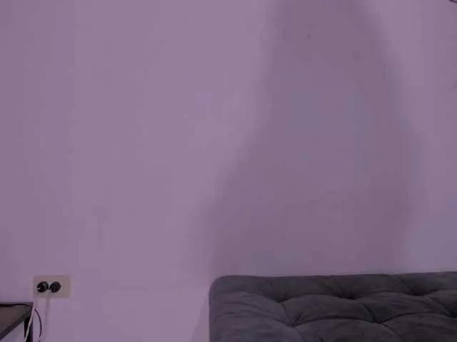 Nicole-Antonie's avatar