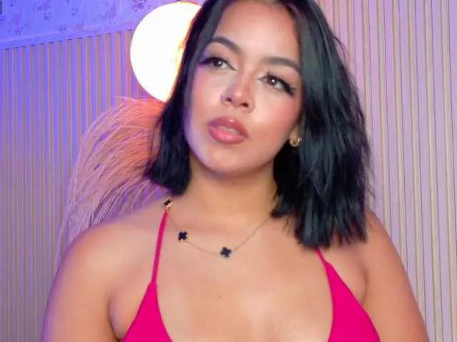 Freechat NikkSantini on BongaCams