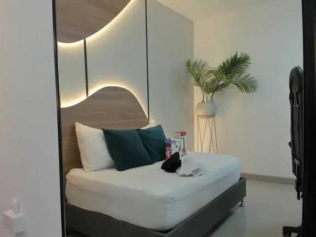 Freechat norah-777 on BongaCams