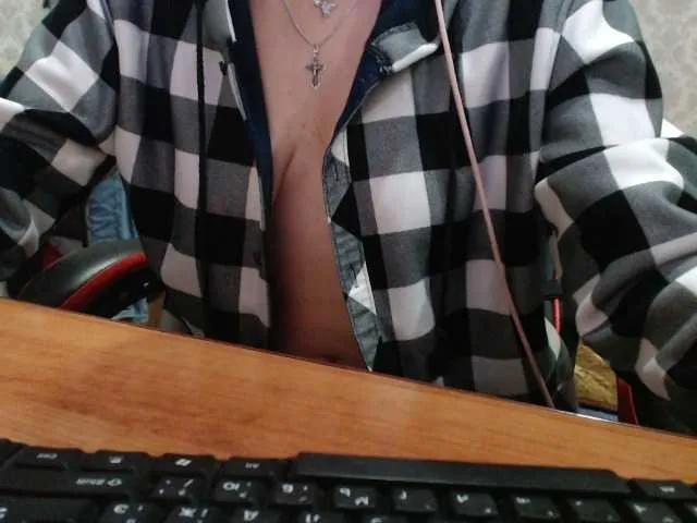 Freechat Olik-Pisa on BongaCams