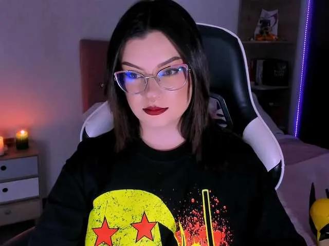 Offline OphelianaRose on BongaCams