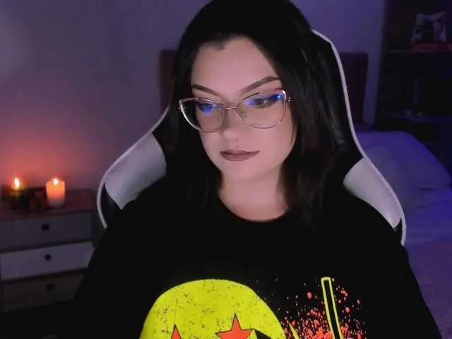 Offline OphelianaRose on BongaCams