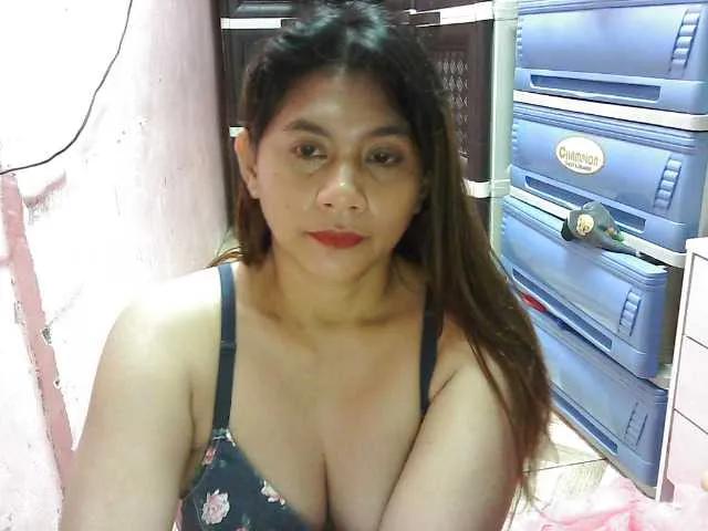Offline peenastyfame on BongaCams