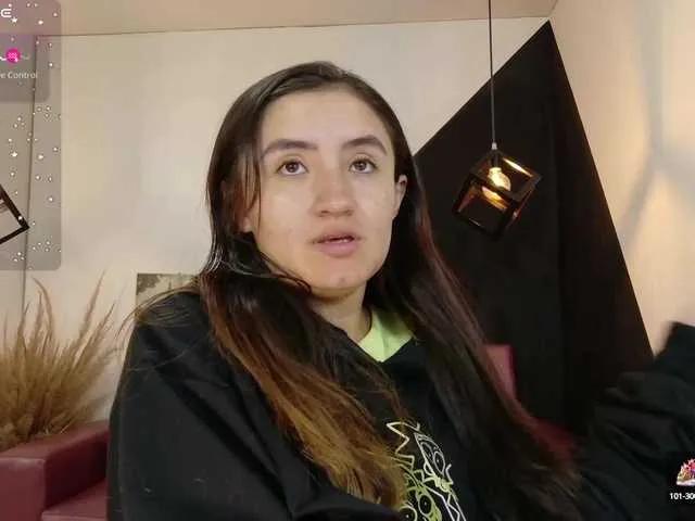 Freechat Perla-Teen on BongaCams