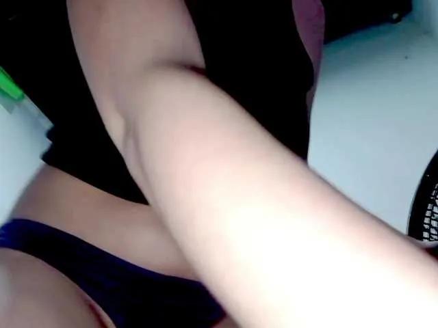 BongaCams PetiteIvoryqueens is Freechat PetiteIvoryqueens — Hearing you pleasure me while I pleasure you.