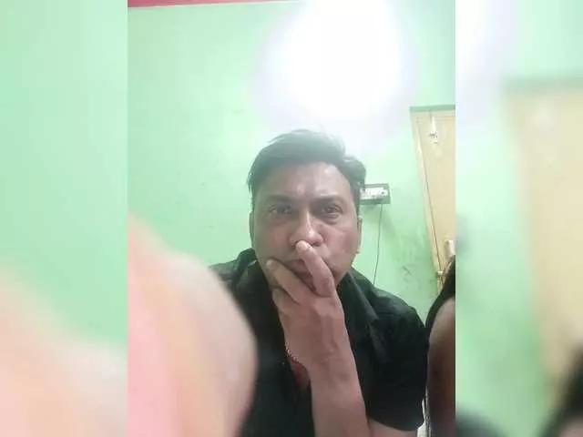 Offline Praveenatelugu on BongaCams