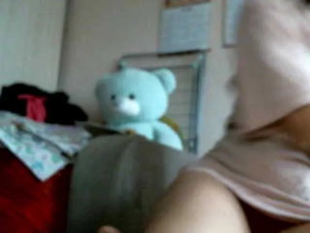 Offline Prettybella7 on BongaCams