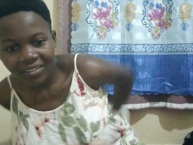 Freechat PrettyBelly on BongaCams