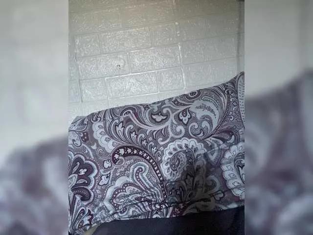 Offline PrincesJoy on BongaCams