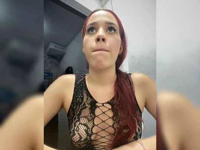 Offline RedHeadSusy on BongaCams