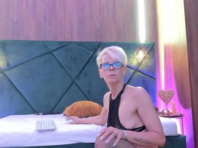 Offline rosa-catalleya on BongaCams