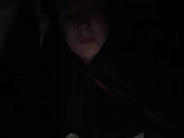 Offline RoseNoir on BongaCams