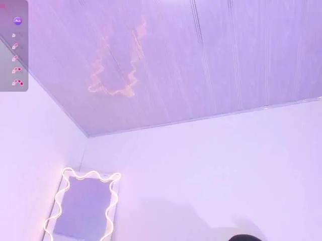 Freechat SAAYA-TAY on BongaCams