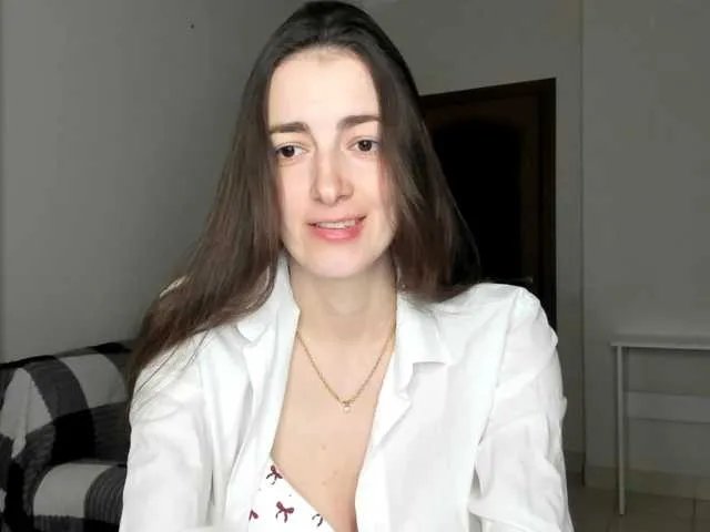 Offline SabrinaMur on BongaCams