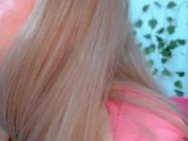 Offline Sabrinaolsons on BongaCams