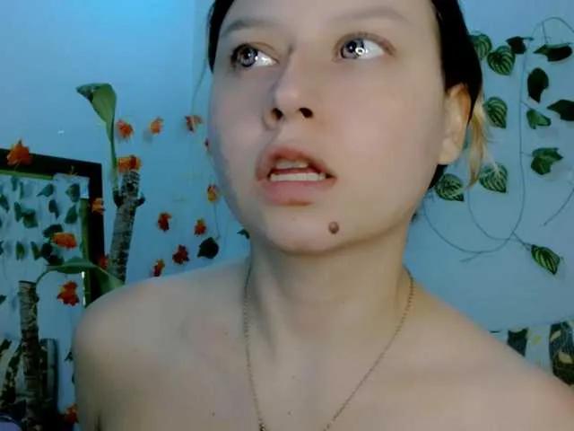 Offline Sabrinaolsons on BongaCams