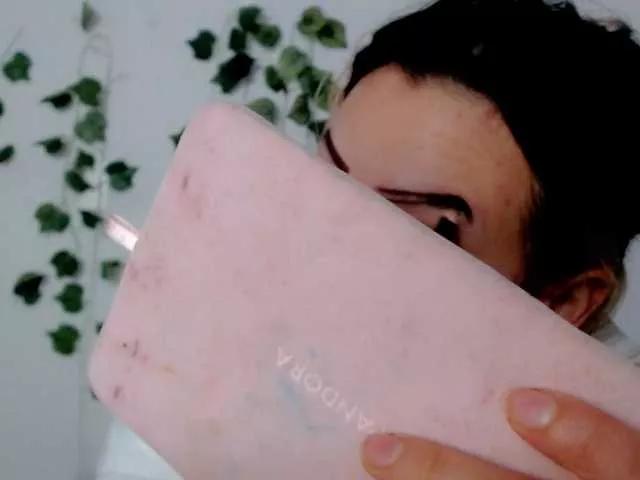 Offline Sabrinaolsons on BongaCams