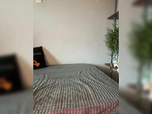 Freechat Saliss1 on BongaCams