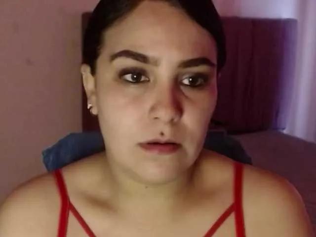 Freechat salmalopez on BongaCams