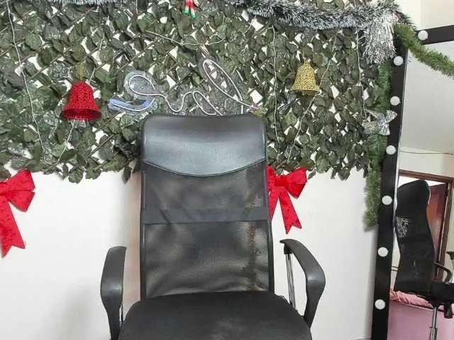 Offline SamantaOrtiz on BongaCams