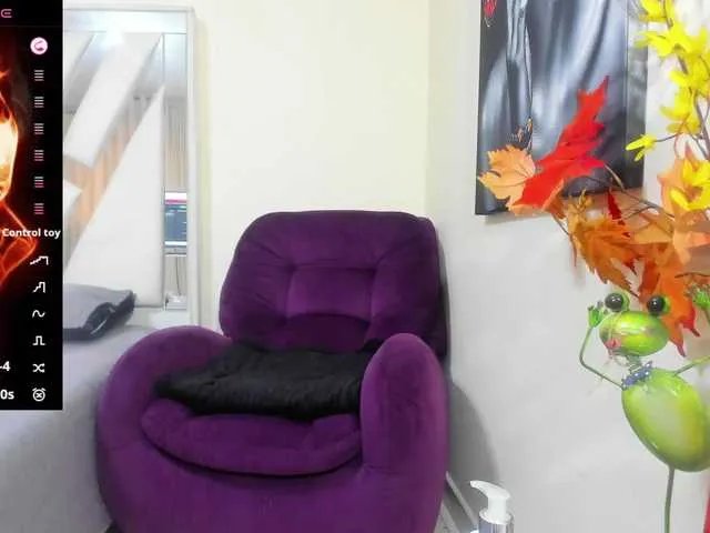 Offline samantha-dimou on BongaCams