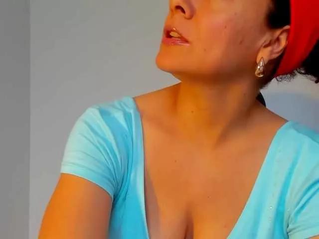 Freechat Samhotie on BongaCams