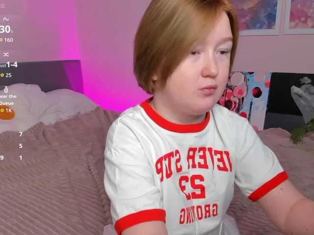 BongaCams Sara-Moor is Freechat Sara-Moor — I'm turned on by hands, interesting fantasies and submission