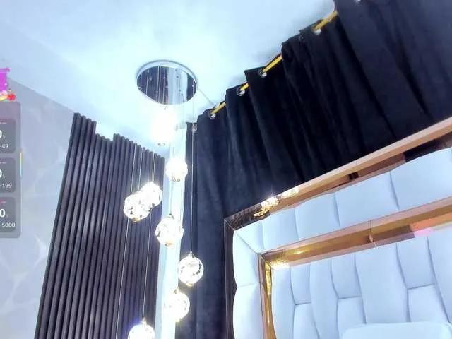 Offline SarayRoyse on BongaCams