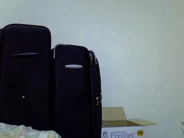 Offline sexxy-maya1 on BongaCams