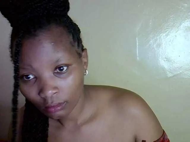 Sexxyqueenss — Freechat on BongaCams