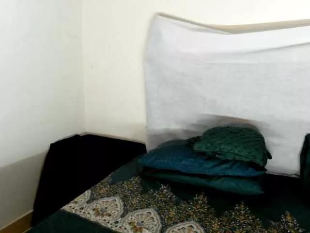 Offline sexybaby22111 on BongaCams