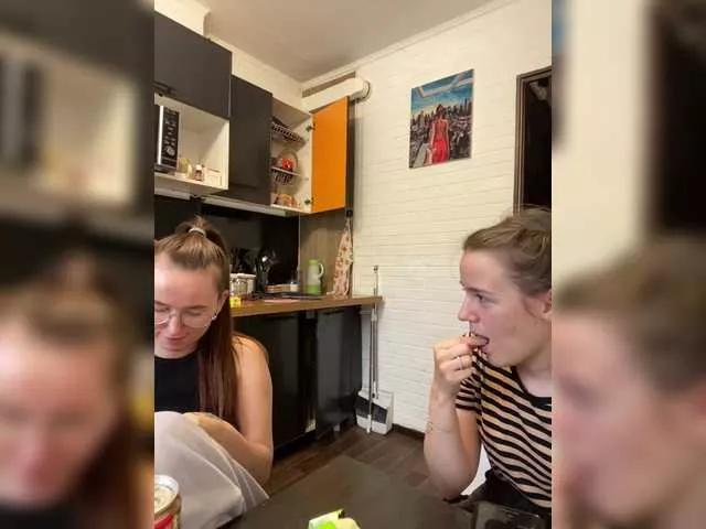 Offline Sexygirlsem on BongaCams