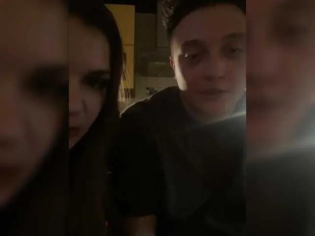 Sexypussicoup1 on BongaCams