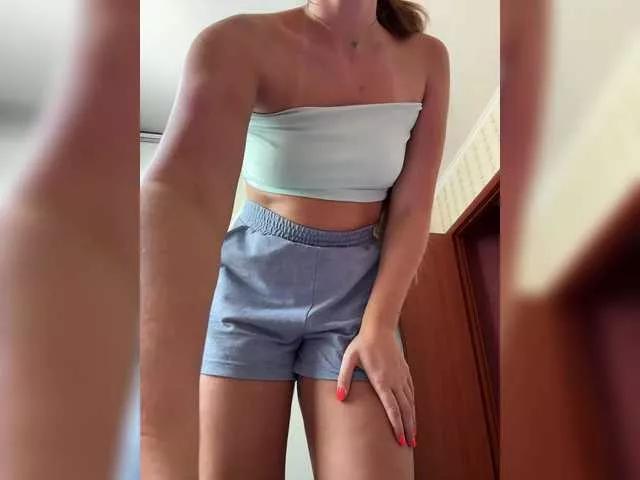 Offline Shaima on BongaCams